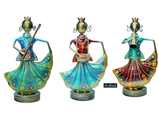 GUNENDRA Crafts Metal Rajasthani Musicians Item showpiece - Decorative Items for Home | Gift Items | Showpieces | Home Decoration Items Stylish| Table Decorative Items (15x8x24 CM)